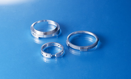 Lens ring
